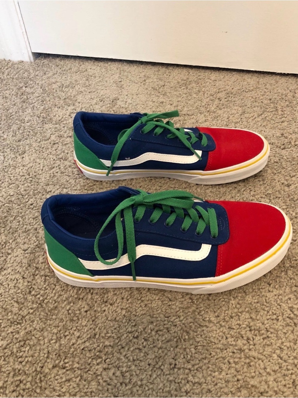 VANS Old Skool Yacht Club Size 6 Youth